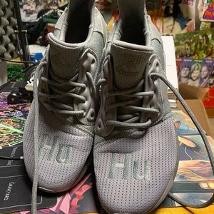 Adidas shoe size 9